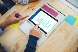 e-commerce active campaign and hubspot